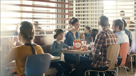 McDonald’s nos invita a vivir toda la emoción del cine esta Navidad