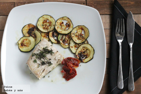 Receta de pez limón en papillote con chips de calabacín