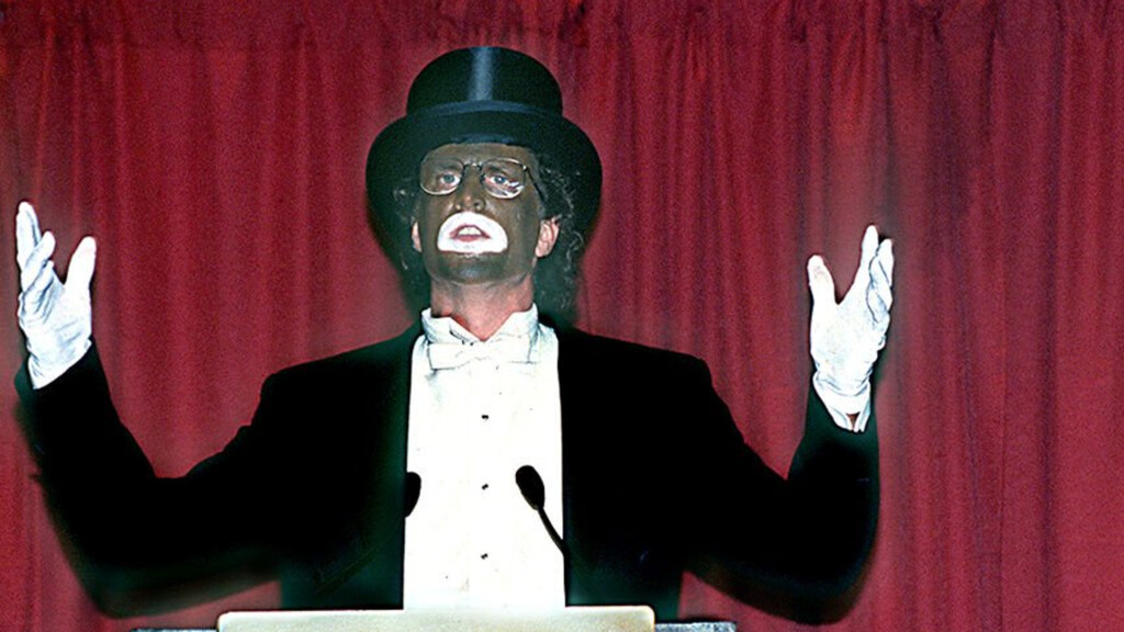 Ted Danson hizo blackface para reírse de Whoopi Goldberg hace 33 años, y todavía se arrepiente. "Fui arrogante y estúpido"