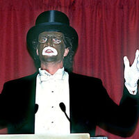 "Fui arrogante y estúpido": Ted Danson hizo una blackface para reírse de Whoopi Goldberg hace 33 años. Todavía se arrepiente
