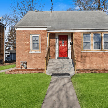 Ahora puedes pujar por la casa en la que vivió el nuevo Papa: ha pasado de hogar modesto a costar millones