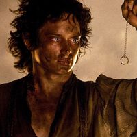 Fue Frodo en El Señor de los Anillos y ahora se pasa al lado oscuro como villano del nuevo Batman Arkham. Elijah Wood será el Espantapájaros