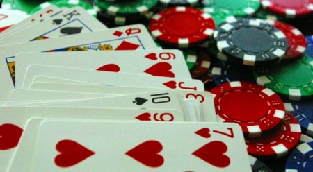 ¿Cómo ganar siempre al póker? Este software lo sabe