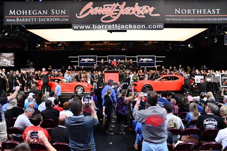 Los últimos Dodge Charger SRT Demon y Viper se vendieron por un millón de dólares