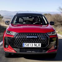 He probado el nuevo Ebro s700 híbrido y es un superventas en potencia. Da lo que pide la gente: es barato, consume poco, tiene etiqueta ECO y es cómodo