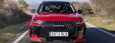 He probado el nuevo Ebro s700 híbrido y es un superventas en potencia. Da lo que pide la gente: es barato, consume poco, tiene etiqueta ECO y es cómodo