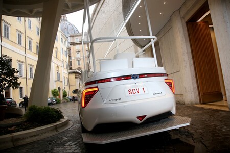 Papamovil Toyota Mirai Hidrogeno 12