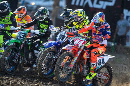 Clement Desalle doblega a las KTM de MXGP en Rusia y Pauls Jonass recupera su mojo en MX2