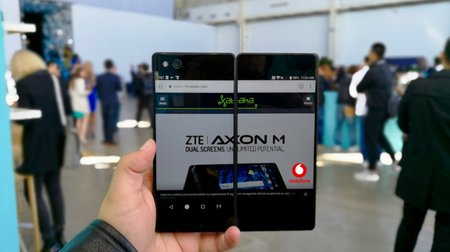 ZTE Axon M llega a España en exclusiva con Vodafone: doble pantalla por 819 euros a plazos