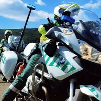 Un guardia civil en moto se cayó por una flecha pintada en el suelo. Ahora el Estado tendrá que pagarle más de 100.000 euros
