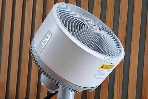 Probé el ventilador que no aumenta el costo de mi recibo de luz y ahora no me da miedo estar fresco en verano  