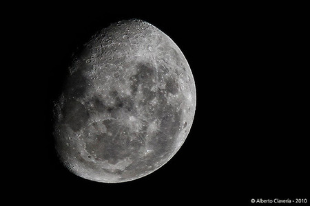 La luna más grande del año y teleobjetivos que no enfocan bien: Galaxia Xataka Foto