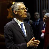 El coste del coche eléctrico está "más allá de los límites" de lo que la industria automovilística puede soportar, advierte Stellantis