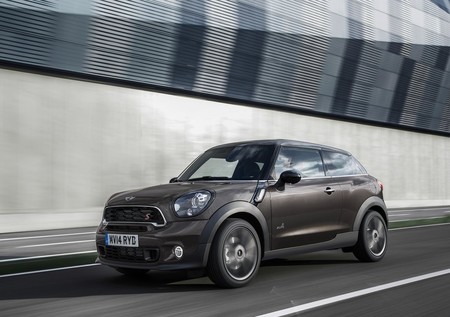 Mini Paceman 2015 1024 06