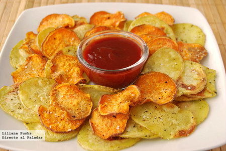 Chips bicolores de patata y boniato al horno. Receta