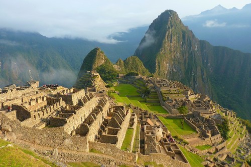 Cómo planea Perú reducir la afluencia masiva de turistas a Machu Picchu 