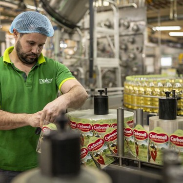 Carbonell cumple 160 años firmando su mejor década en cuota y refuerza su dominio en el aceite de oliva español 