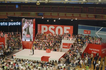Zapatero va a actuar contra la crisis