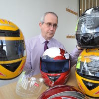 ¿Qué precio tiene tu cabeza? El caso de los cascos chinos "letales"