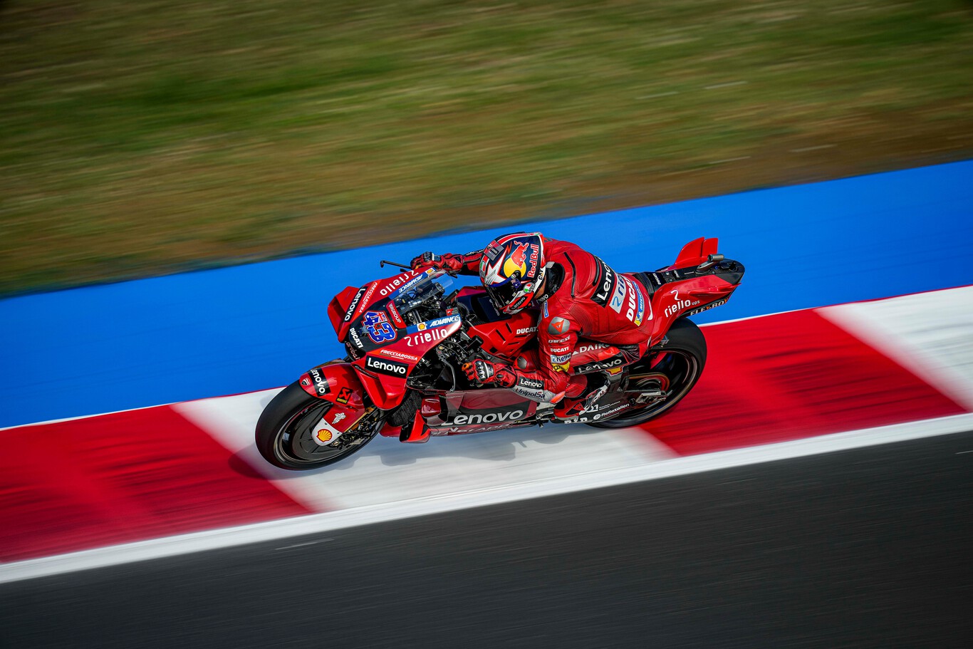Jack Miller se estrena en la pole en 2022 para liderar otro abuso de Ducati en Misano