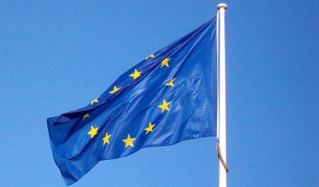 La Comisión Europea mete mano en la guerra de patentes entre Apple y Samsung
