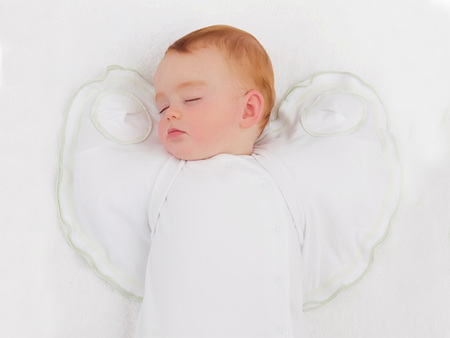 Sleepy Wings: un extraño invento para que el bebé duerma mejor