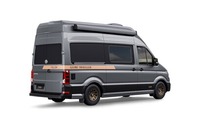 Falcon Globe Traveller 9