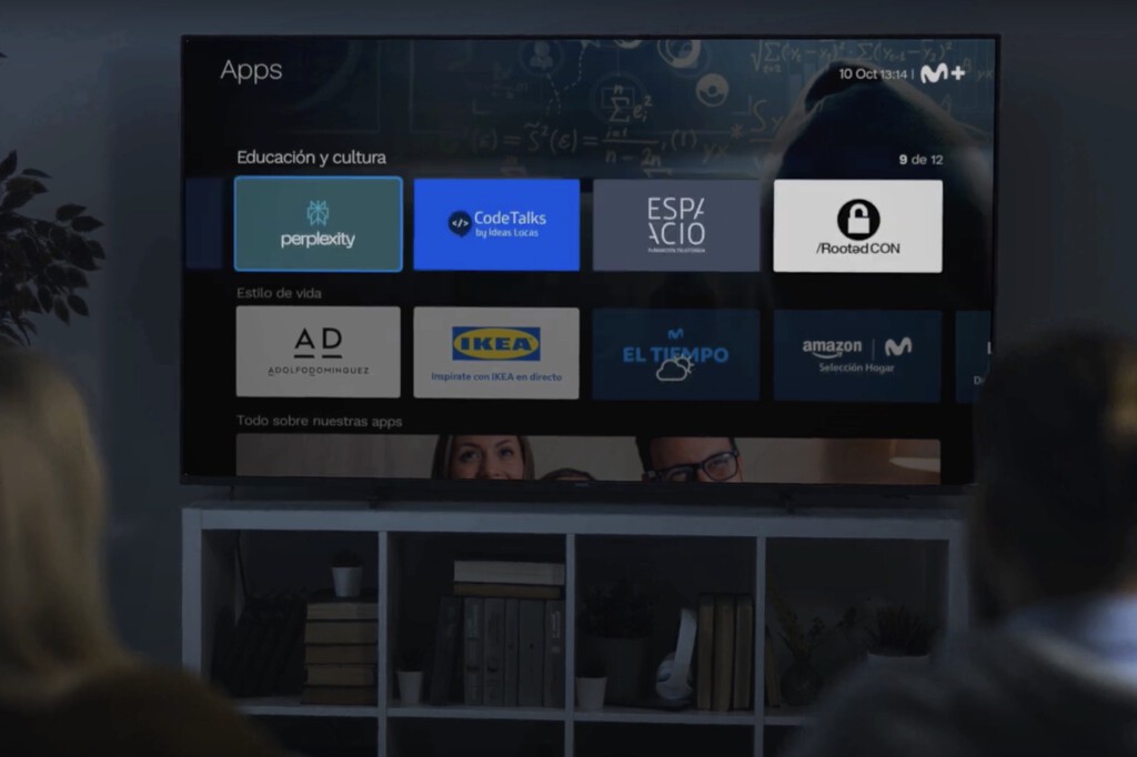 Aura, el asistente de Telefónica era un poco tonta hasta ahora. Así ha mejorado si usas el mando vocal de Movistar Plus+