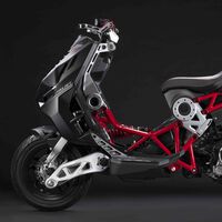 El Italjet Dragater es un scooter deportivo con casi 20 CV y un arsenal de tecnología, por 5.289 euros