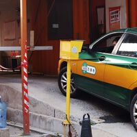 Conectar um carro elétrico é coisa do passado na China: agora eles têm carros com baterias substituíveis nos postos de gasolina