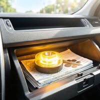 Las balizas V16 no han superado la prueba de la Semana Santa. Ahora los tribunales tendrán que decidir su futuro