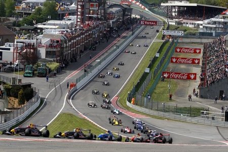 Eurocup Formula Renault 2.0: Carlos Sainz Jr. líder del certamen con más margen si cabe