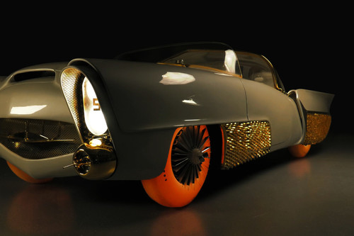 La apasionante historia del Golden Sahara II, el 'coche autónomo' de 1958 que ha vuelto a la vida con Goodyear