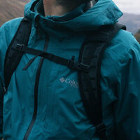 Columbia rebaja antes de tiempo su chaqueta resistente a la lluvia y calentita a casi el 60% de descuento  