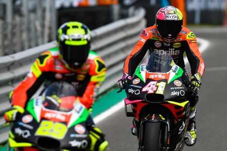 Aleix Espargaró y Andrea Iannone están molestos con Aprilia: "Pasan los años y no hay reacción"