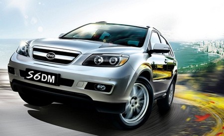 BYD S6DM 01