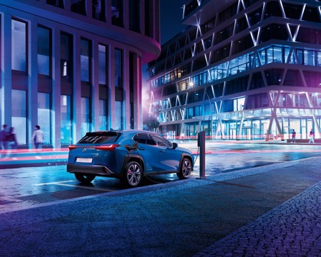 Lexus Ux Electrico 02