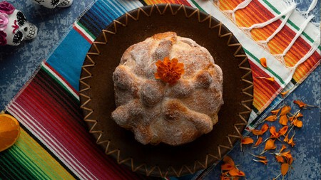 El Globo, La esperanza o La Ideal: dónde comprar el pan de muerto relleno más barato de 2025