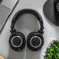 
Estos auriculares Philips dejan de lado la conexión Bluetooth y la cancelación para centrarse en lo importante, la calidad de sonido y el precio