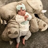 Una bebé prematura de 460 gramos de peso y solo un 10 por ciento de posibilidades de sobrevivir, ya está en casa con sus padres