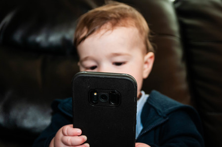 Las apps que permiten a los nuevos padres ver todo lo que sus hijos hacen en la guardería