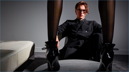 Fetichista y sensual: así es la campaña para el próximo otoño-invierno 2017/2018 de Tom Ford
