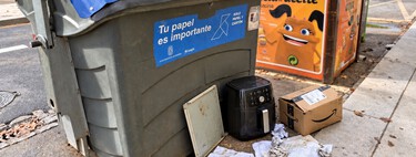 Tiró una freidora de aire a la basura: el ayuntamiento le ha puesto la madre de todas las multas