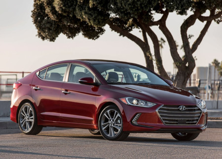 Hyundai Elantra 2017 1280x960 Wallpaper 01