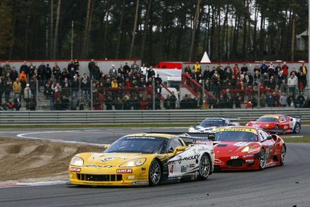 fiagt_pk-carsport-anthony-kumpen-y-mike-hezemans-subcampeones-gt1-2009.jpg