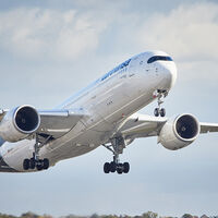 Bruselas niega la existencia de vuelos fantasma: "Las normas de la UE no obligan a las aerolíneas a operar aviones vacíos"