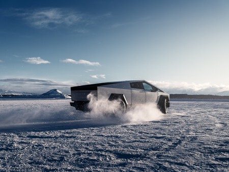 Cybertruck snow
