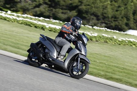 Kymco People 125 GTI