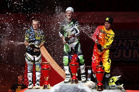podium fmx china