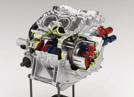 Nuevo cambio de doble embrague de Honda para sus motos más potentes